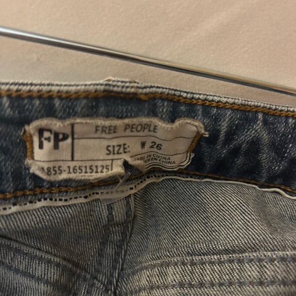 Free People Blue Denim Jeans
61855-16515125 Size 26 - Picture 8 of 9